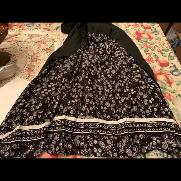 Zaikamoyo Adorable Apron Dress Black White Med - Picture 7 of 7